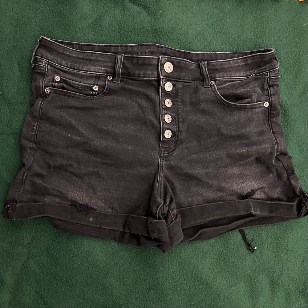 American Eagle Size 18 Black Button Fly Denim Shorts